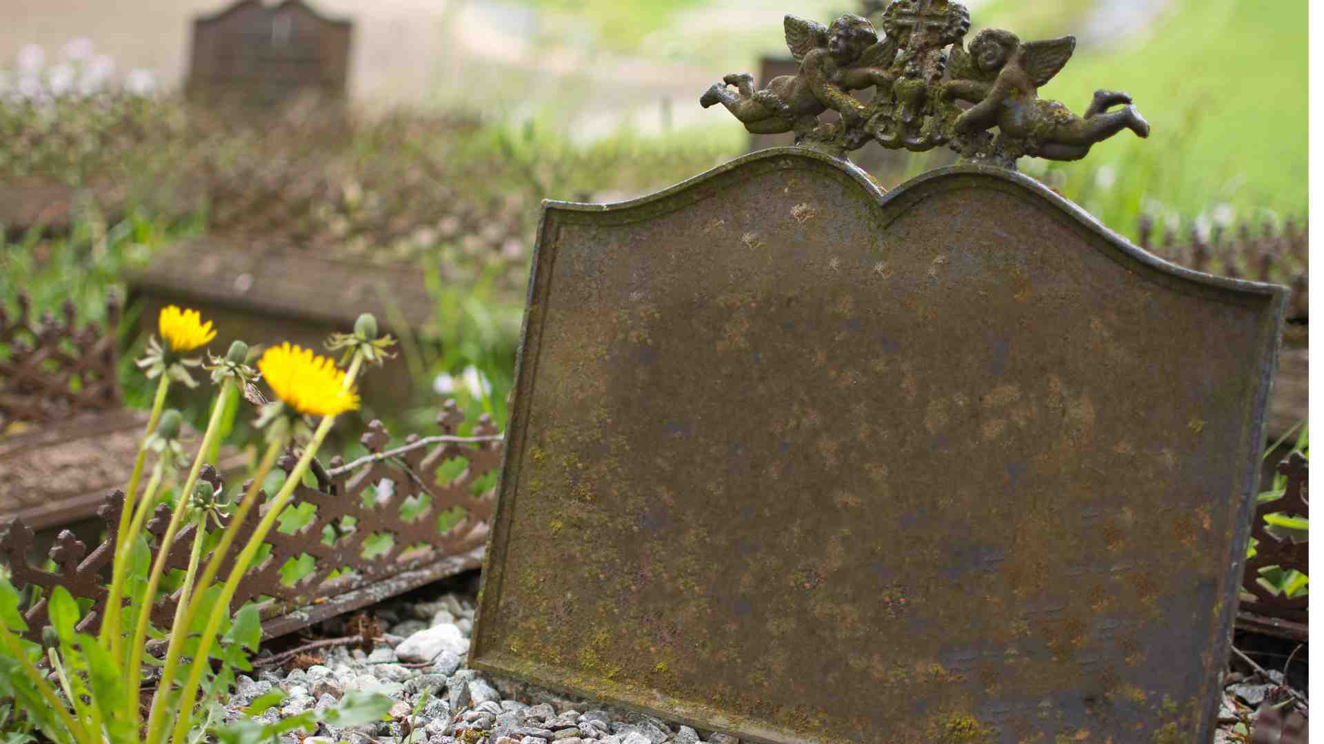 Quelle plaque funéraire choisir